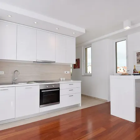 Apartment Penthouse Niko